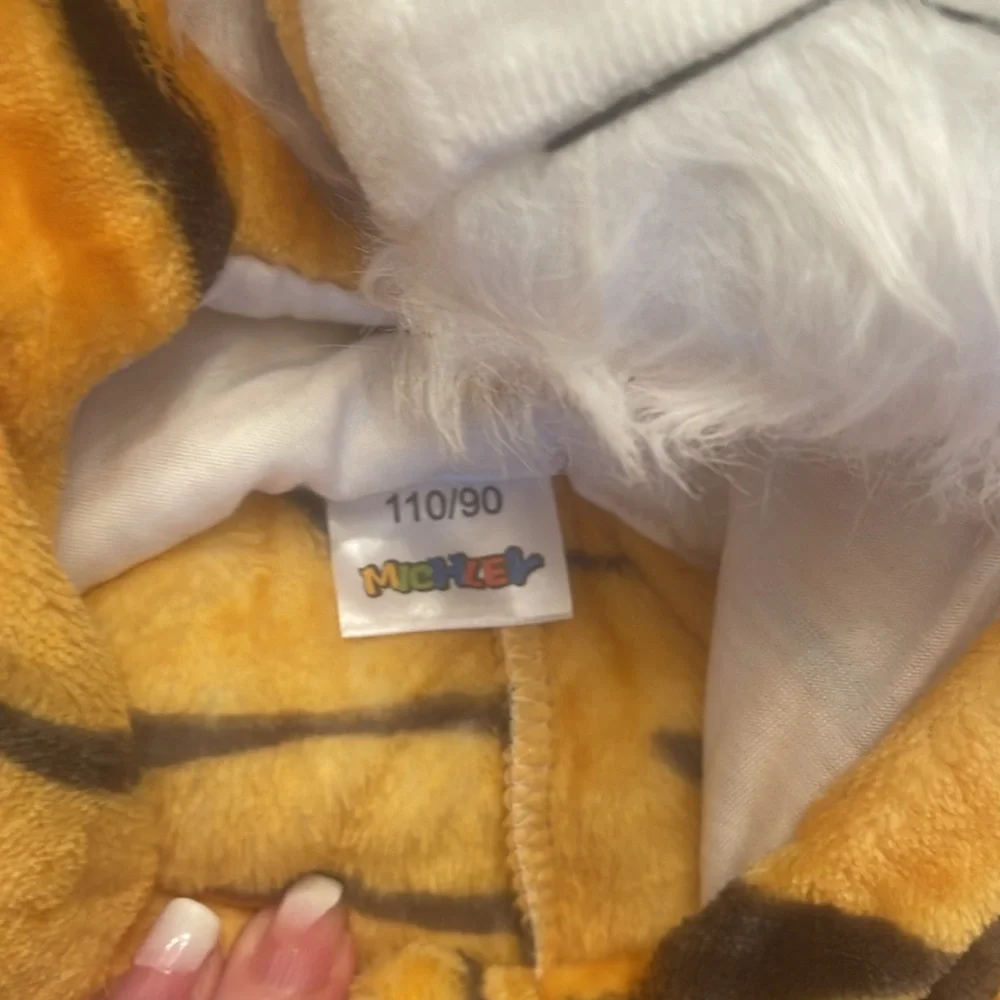 Tiger Striped Baby Onesie Costume super soft nwt 110 or size 4